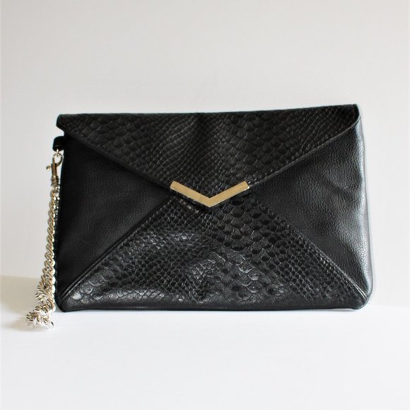 Express Black Envelope Chained Clutch/Wristlet - Picture 4 of 8